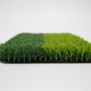 Толстый искусственный газон с хорошей устойчивостью на открытом воздухе