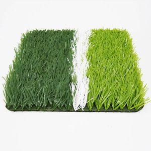 Более популярная искусственная трава в футбольном спорте