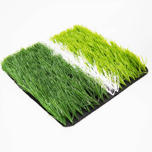 Трава дерновины футбола Биколор цвета дуо искусственная темная и светло-зеленая